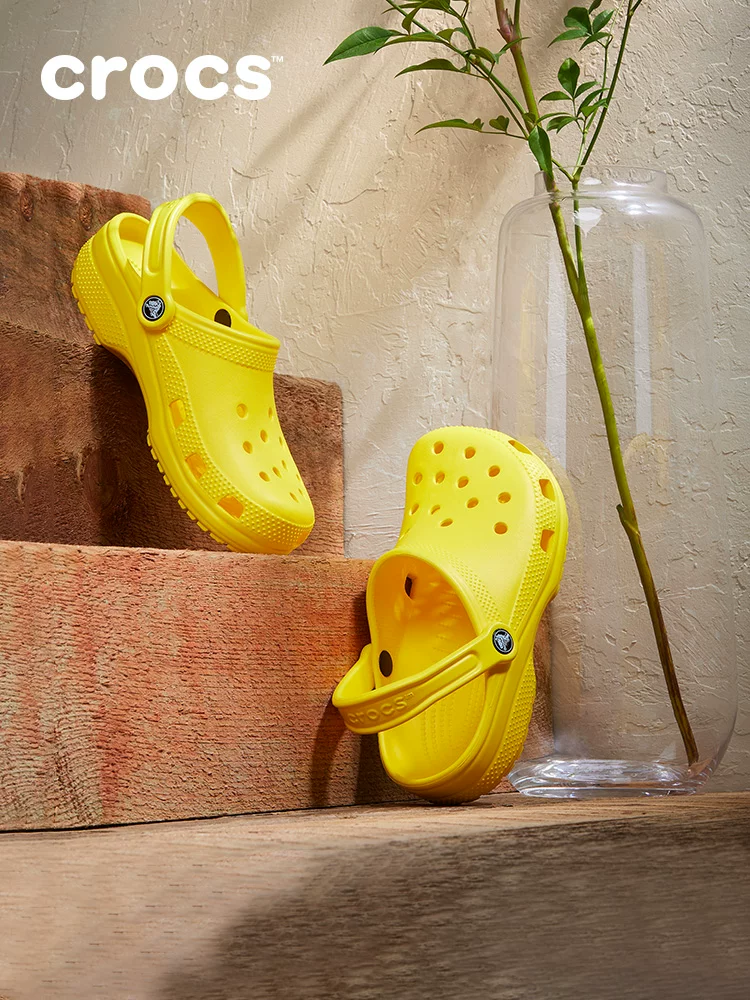 Летние пляжные дышащие сандалии Crocs для мужчин и женщин на отдых