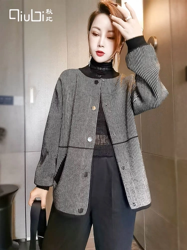 秋比 Короткий весенний свитер, куртка, зимние джинсы с начесом, коллекция 2021, в корейском стиле