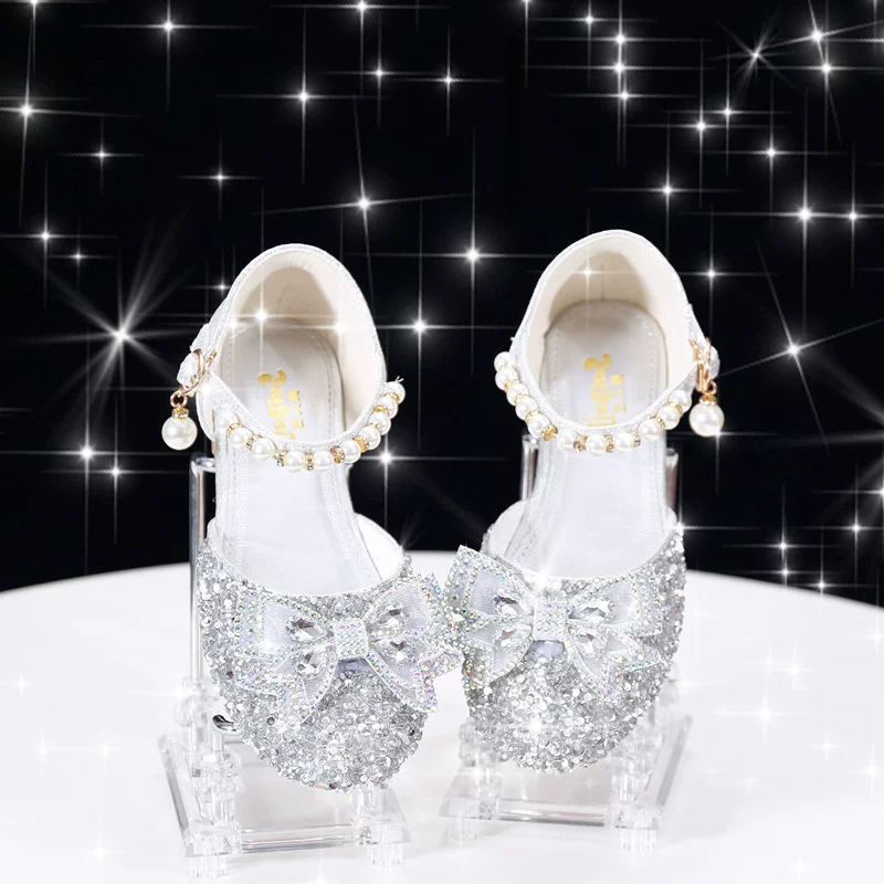 Детские хрустальные сабо‑туфли принцессы летние с rhinestones танкетка балетные туфли с бантом на каблуке высокого роста серебристые туфли для девочки под платье