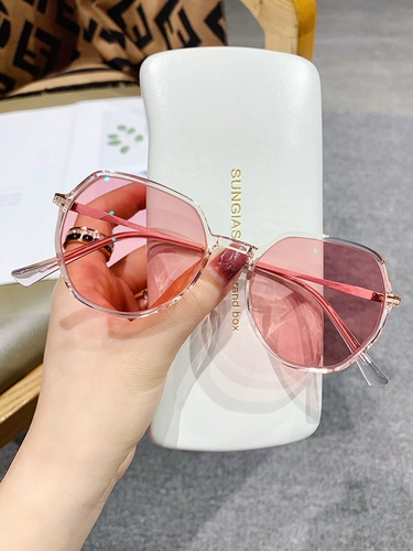 Антирадиационные сверхлегкие очки для влюбленных