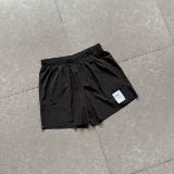 Удовлетворительно легкие для бега по пересеченной местности, прохладные спортивные эстетичные быстросохнущие легкие дышащие шорты Normcore.