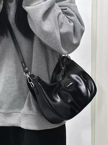 2025 новая высококачественная текстурированная многократная сумка-багет подмышками, ниша, сумка через плечо, сумка в форме полумесяца