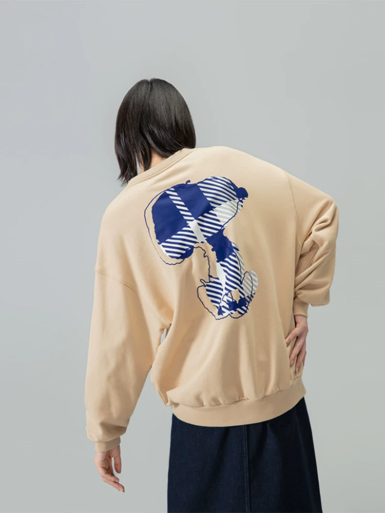 [播2020冬Snoopy联名印花卫衣女BDN9YD655 您拨打的用户不在服务区]