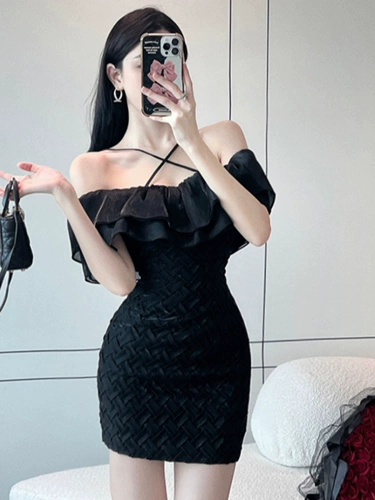 格格家名媛风格性感单线领露肩修身臀抱旅行派对褶边连衣裙连衣裙