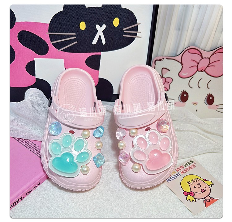Cat's Paw Hole Shoes Girl White One-Piece Slippers Kids Swimming Outdoor Non-Slip Soft Bottom Western Style Wet Summer — 17