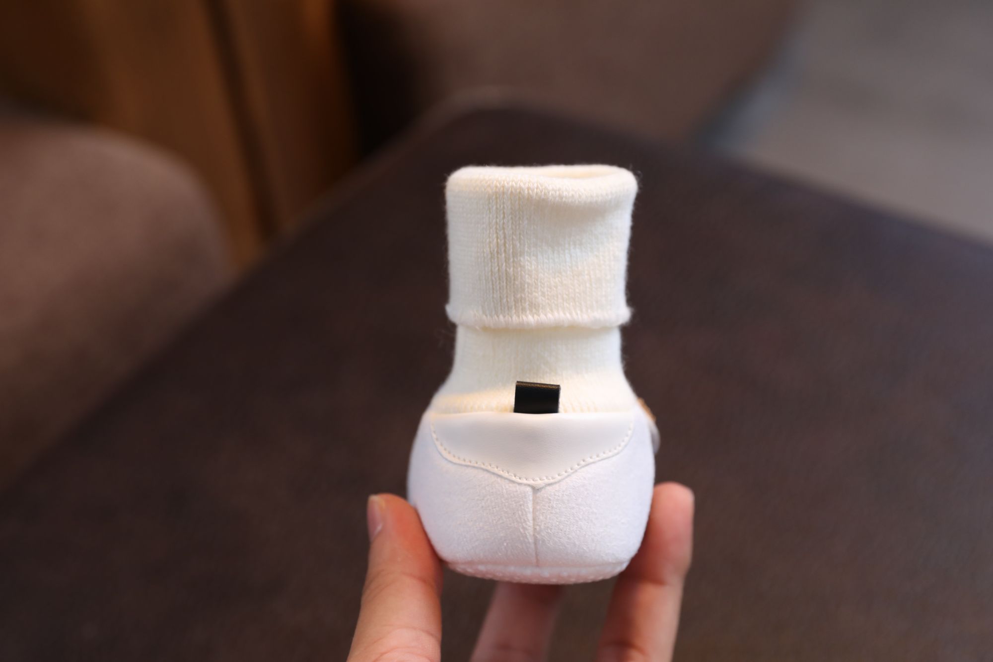 Baby Shoes and Socks for Spring, Autumn, and Winter, 0-1 Year Old, Soft Sole, Non-Slip, Unisex Baby Shoes, 6-12 Months, Fleece-Lined Pre-Walking Shoes, — 8