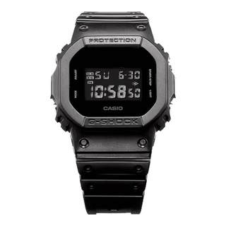 Casio men's sports retro small square watch