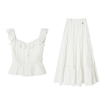 ຊຸດ ruffle ສີຂາວ uena