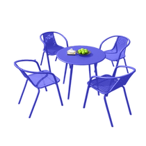 Table extérieure et chaises nettes rouge Trois ensembles de thé au lait en plein air Café Outlet décontracté écran solaire imperméable Balcony Small Tea Table