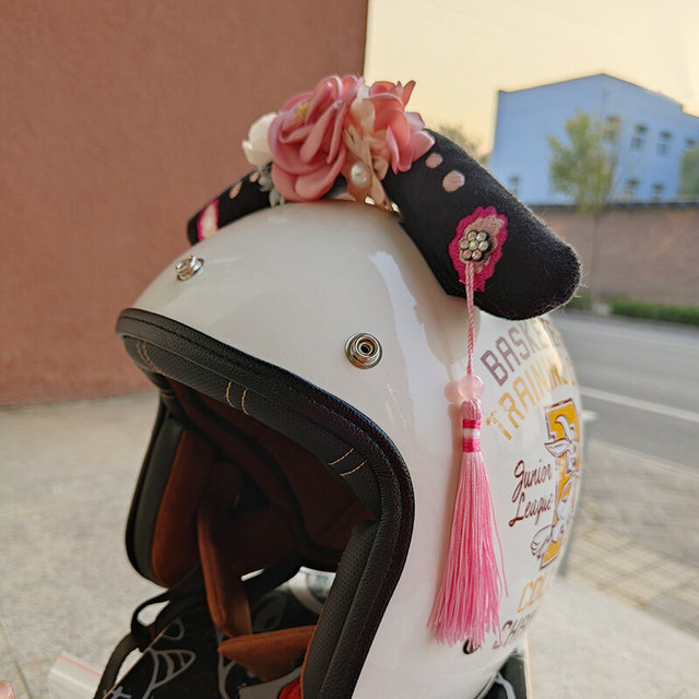 Empress Flag Helmet Decoration Gege Gadgets Plush Ears Ski ຫມວກກັນກະທົບເດັກນ້ອຍ Balance ລົດຈັກອຸປະກອນເສີມລົດຈັກ