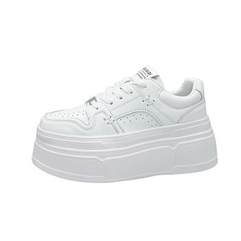 Women's new style of small white shoes for women
