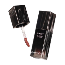 BABREA Barberas new lip glaze is a mirror-like watery glass moisturizing and natural daily gift for girls that lasts
