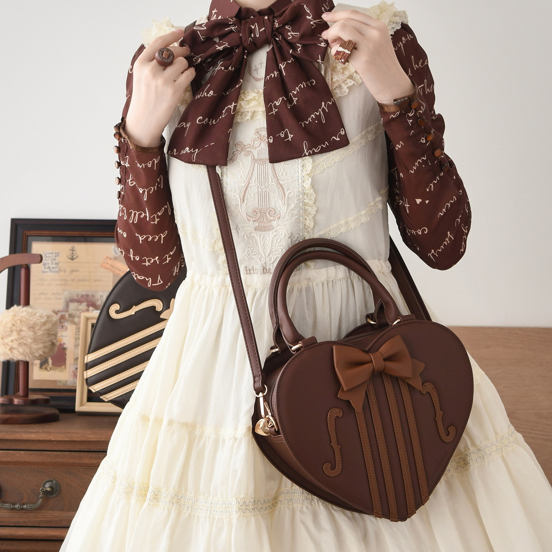Morning Glory original design single shoulder/crossbody violin heart elegant heart Lolita handbag