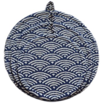 Japanese round thickened anti-scalding and insulated placemat