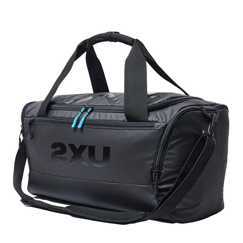 2XU dry and wet separation fitness handbag