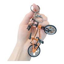 Activité créative Bike de montagne Personnalité Homme et Femme Couple Touche Touche Petit Bike Clavier Cute Pendentif