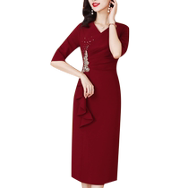 May 1st Mother-in-law Wedding Banquet Red Dress 2024 New Noble Young Mother’s Dress Can Be Weared Normally
