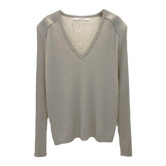 白色针织衫2025新款宽松慵懒风内搭v领毛线衣女春秋外穿薄款上衣