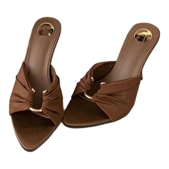 2025夏季新款尖头棕色复古露趾性感褶皱细跟高跟鞋女凉拖鞋子外穿