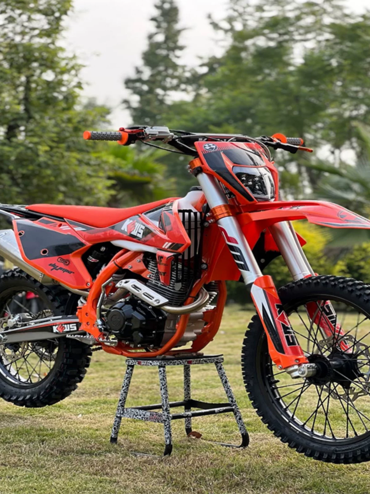 Новый Poser Jieyi R300CC водяное охлаждение внедорожник полярный воры Kavi Сталь Высокая Saiza Road мотоцикл мотоцикл