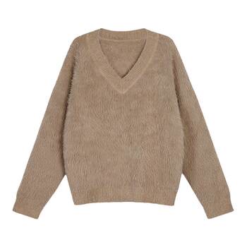 Loose knitted sweater makes you look slim and soft black