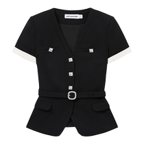 self-portrait 2024 autumn and winter new black and white temperament commuter waist diamond button short-sleeved top