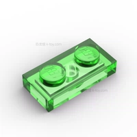 Прозрачный и ярко -зеленый