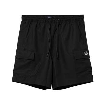 Fredperry loose cargo shorts are trendy and simple