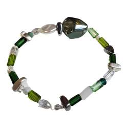 LuminaCorner 365th original niche retro personality temperament pearl green crystal beaded bracelet for women