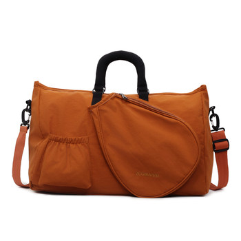 Lightweight badminton racket storage bag with dry and wet separation