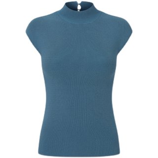 Retro half turtleneck chic top for women with thin back