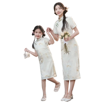 Parent-child cheongsam parent-child outfit mother and daughter 2024 new summer Chinese style girls retro improved Chinese dress green