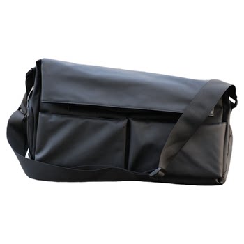 Trendy sports and fitness crossbody bag independent shoe compartment large bag