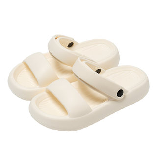 Fashionable sandals for women in summer travel sandals