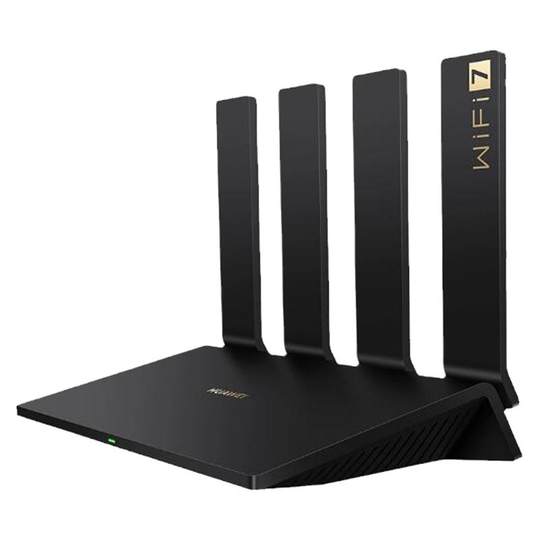 Huawei wifi7 router with four amplifiers penetrates the wall