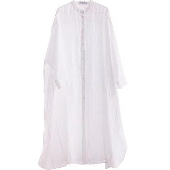 Simple white stand-up collar dress with relaxed and lazy style