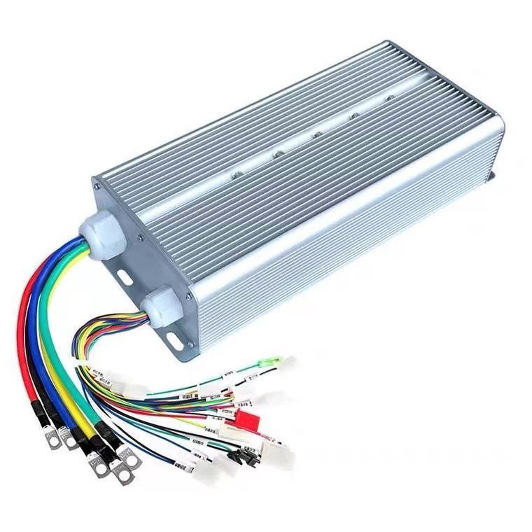 ตัวควบคุมแบตเตอรี่รถยนต์ไฟฟ้า เสียงเงียบ 48V60V72V ใช้ได้ทั่วไปกับยานพาหนะสองล้อและสามล้อ 350W500W800W1000W