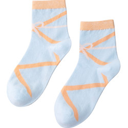 Socks ກາງ calf ຂອງແມ່ຍິງ Socks Summer ແມ່ຍິງຝ້າຍ Socks Summer Trendy ອິນເຕີເນັດສະເຫຼີມສະຫຼອງ ຖົງຕີນແມ່ຍິງສາມາດໃສ່ຖົງຕີນຍາວງາມ