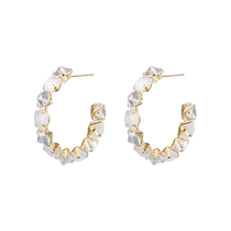 (Self-operated) daisy beauty cats eye stone C-shaped earrings womens S925 silver needle earrings niche fashion accessories