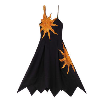 Kamo Original Vintage Dress with Heavy Embroidery, Suspender Skirt Design, High-Waisted, Slim-Fitting, Large Hem Dress for Autumn and Winter