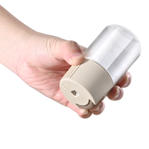 Quantitative salt shaker household kitchen special seasoning bottle sealed moisture-proof glass seasoning bottle salt MSG seasoning box 1648