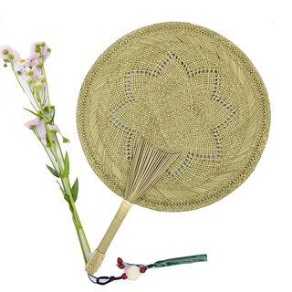 Purely handwoven cattail fan Sanshuiju