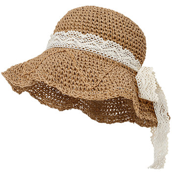 Temperament fairy showing her face small fresh foldable straw hat