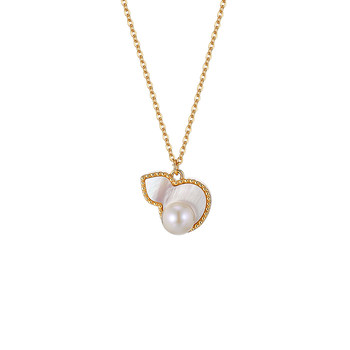Chow tai sang freshwater pearl and white shell necklace