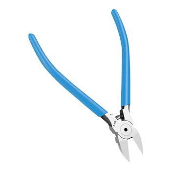 Chromium vanadium alloy steel nozzle pliers with high precision and high hardness