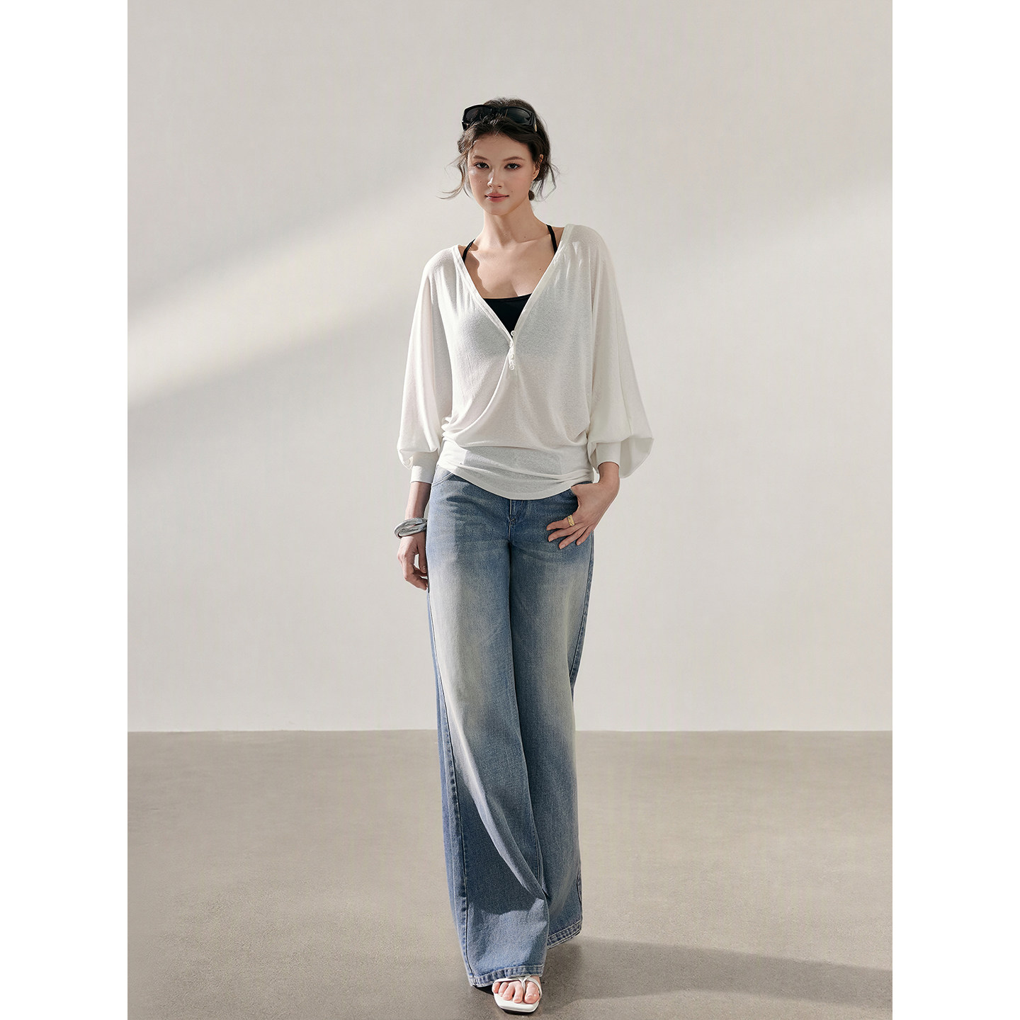 Matin Gris Lyocell U-neck Crossover Braid White Loose Henley Collar Batwing Sleeve Casual Suit
