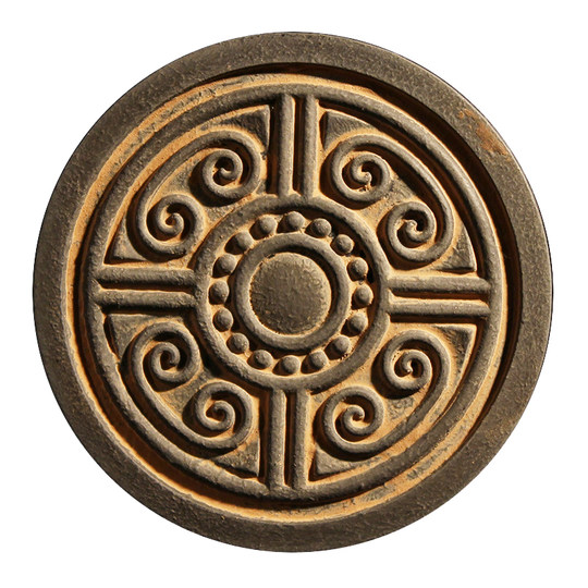 Характерная региональная народная резьба по кирпичу и плитка как подарки иностранным делам.