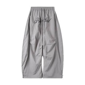 ຕົວອັກສອນອາເມລິກາ embroidered pleated ໂດຍລວມ