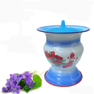 Elderly adults and children enamel spittoon urinal pots and buckets