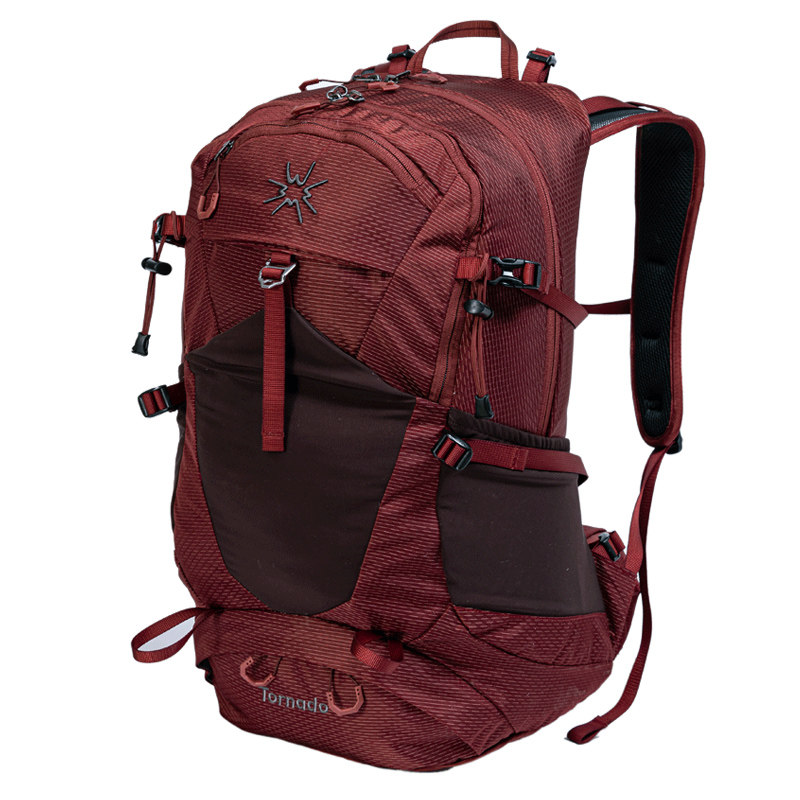 Reduce the burden of hiking bags with comfort